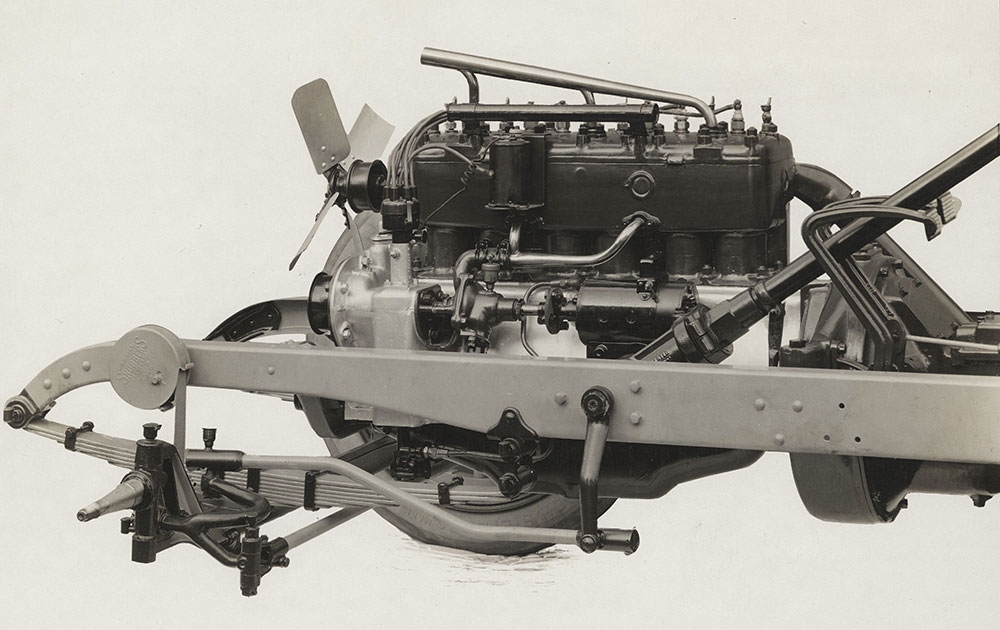Auburn Beauty Six, 1922 - Motor