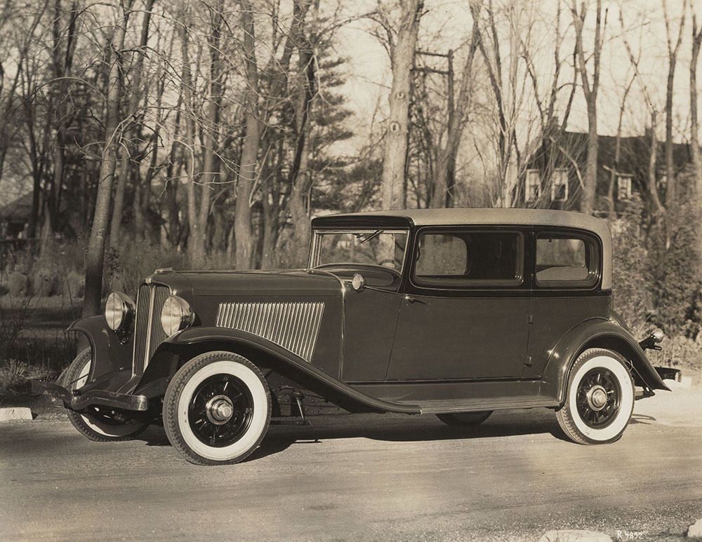 Auburn's New 8-100 Series Standard Brougham, 1932