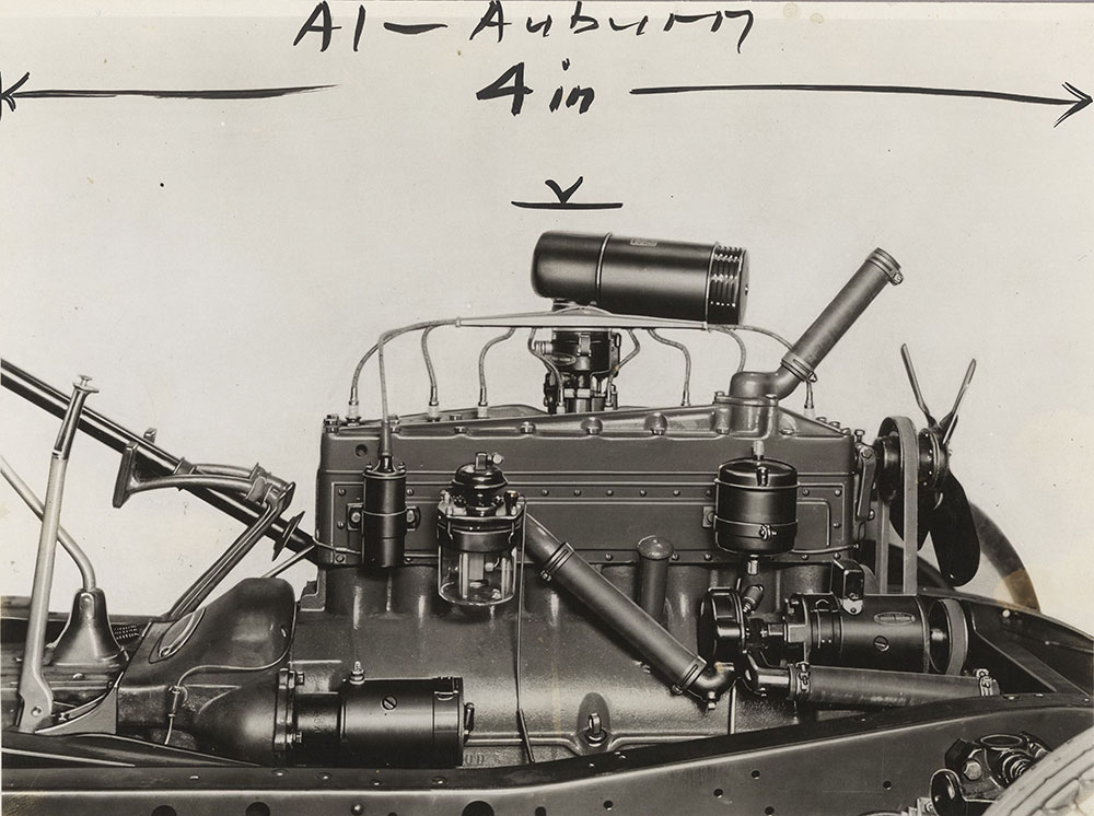 Auburn 100 H.P. Motor, 1933