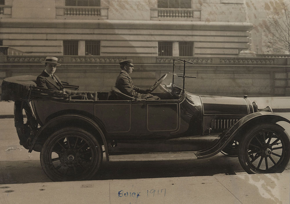 Melville Ellis in a 1917 Buick