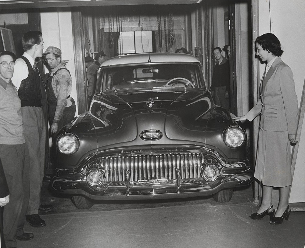 Buick 8 Roadmaster, ca. 1951