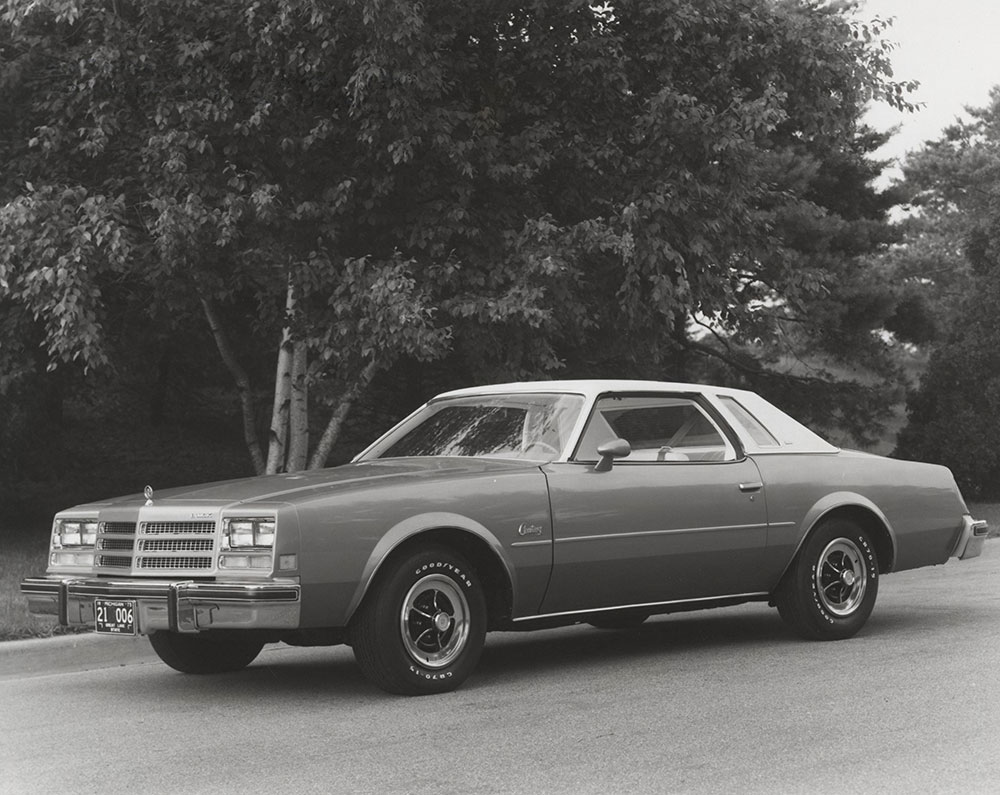 Buick Century coupe 1977