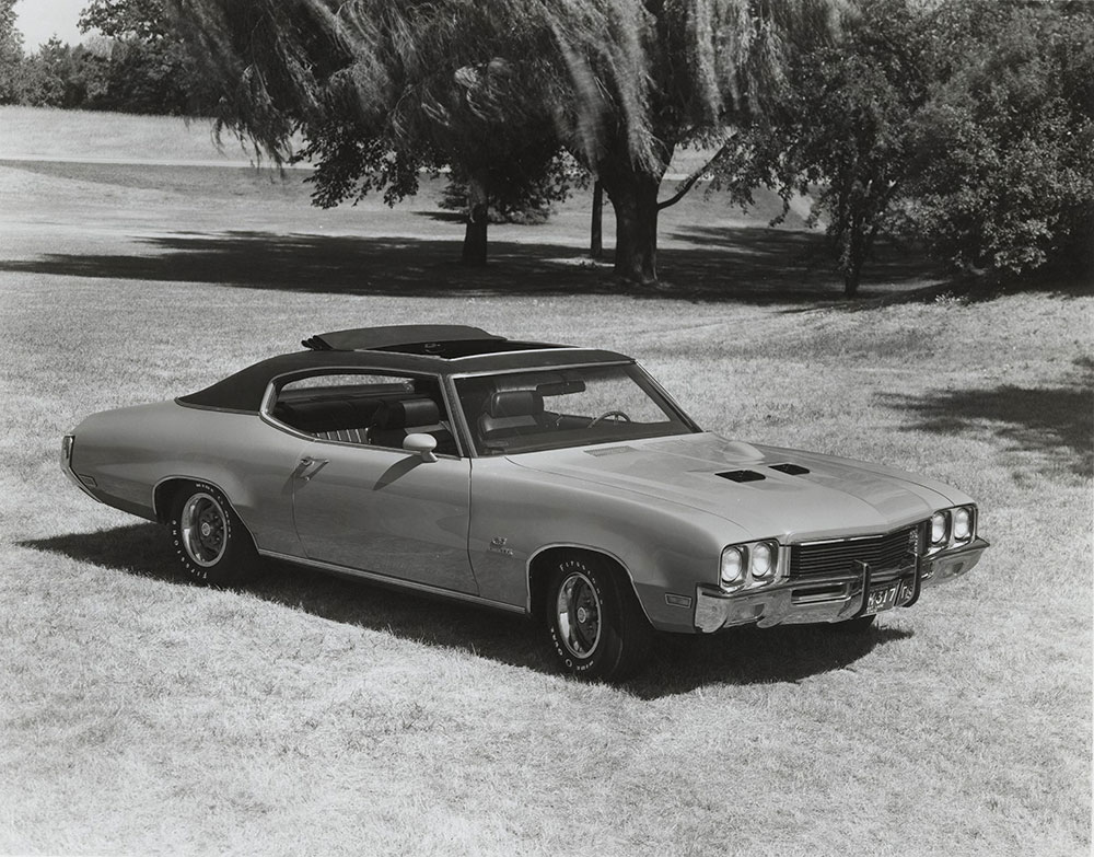 Buick GS two-door hardtop: 1970