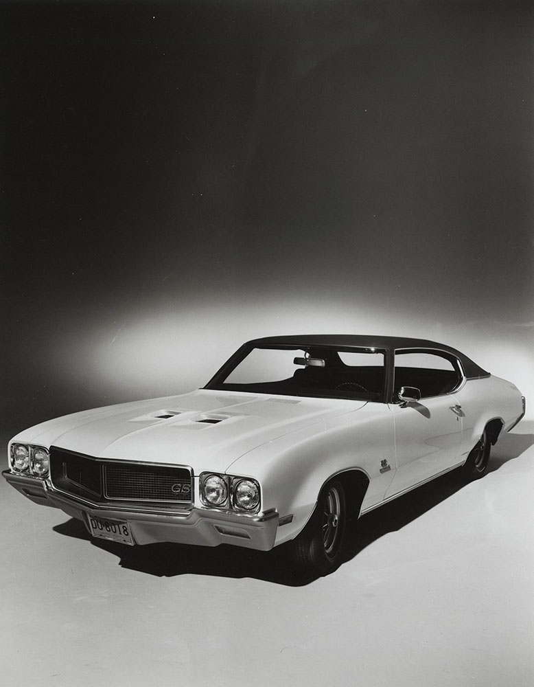 Buick GS two-door hardtop: 1970