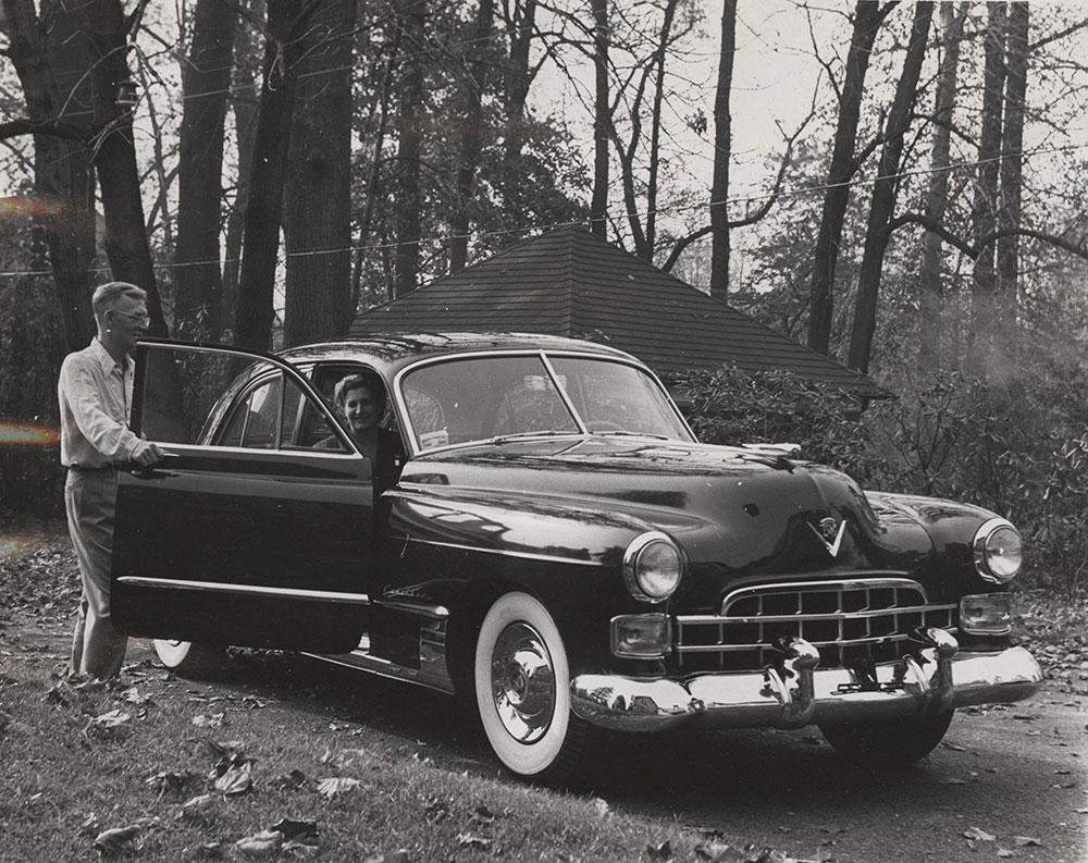 Cadillac Series 61 4-door sedan: 1948