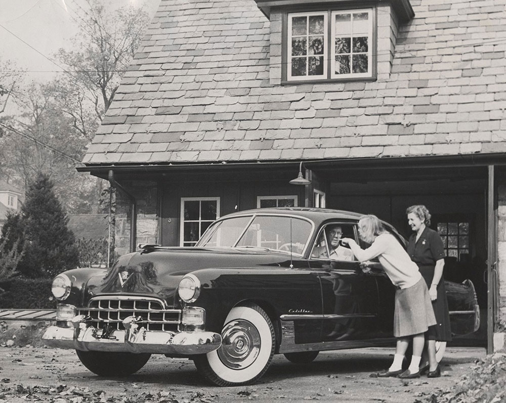 Cadillac Series 61 4-door sedan: 1948