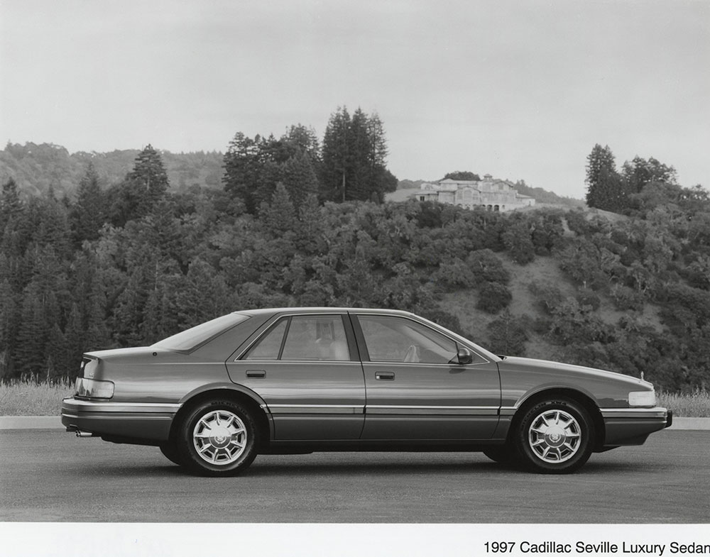 1997 Cadillac Seville Luxury Sedan