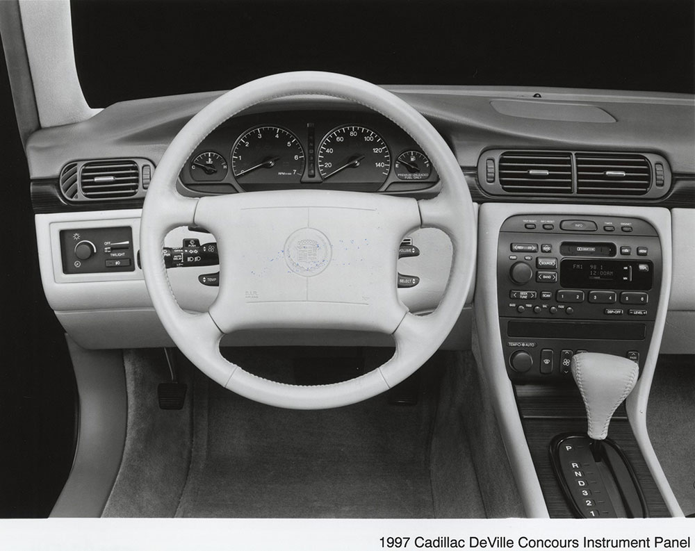 1997 Cadillac DeVille Concours Instrument Panel