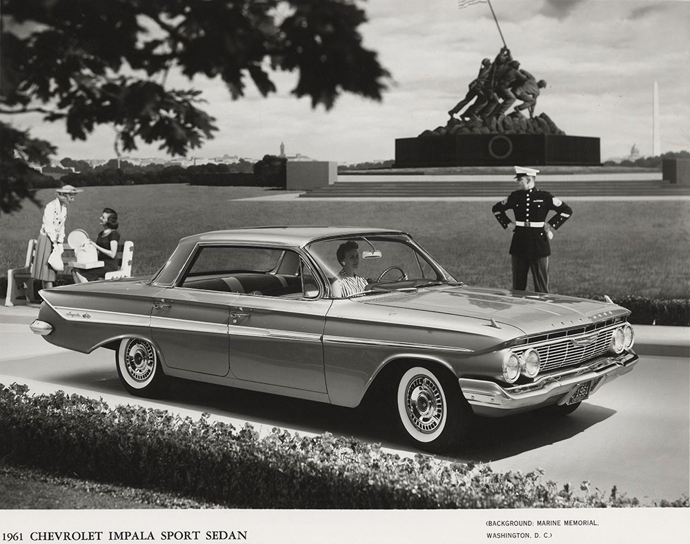 Chevrolet - 1961 - Impala Sport sedan, in front of Marine Memorial, Washington, DC