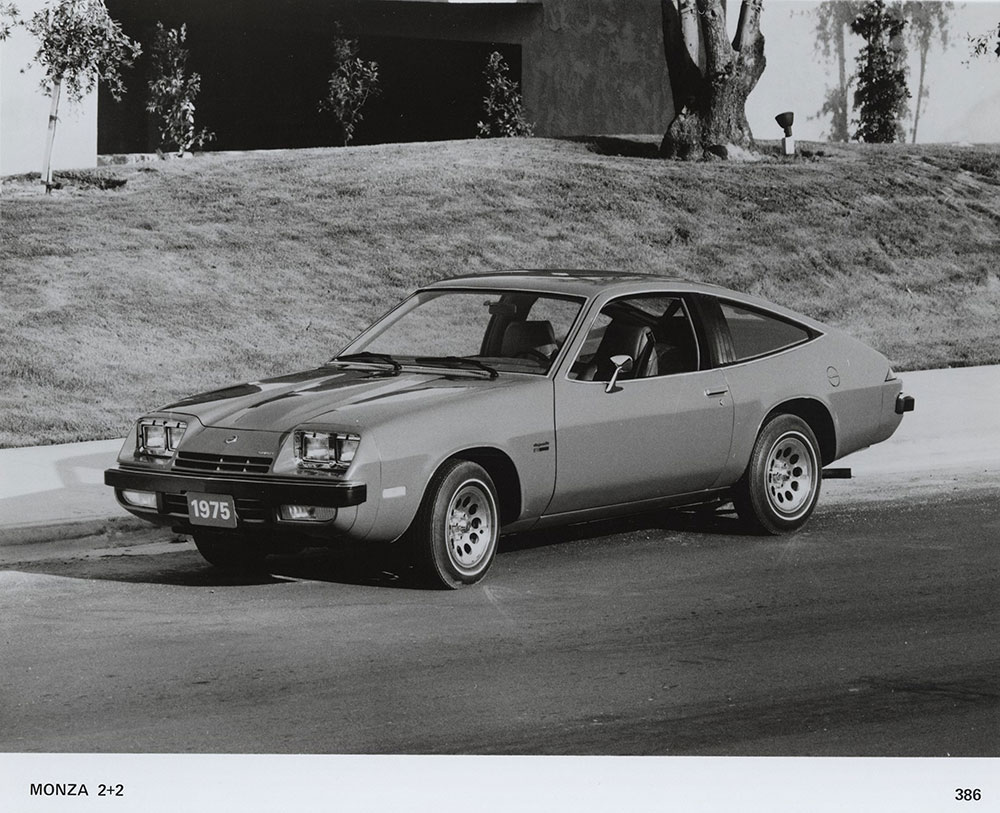 Chevrolet - 1975 - Monza 2+2
