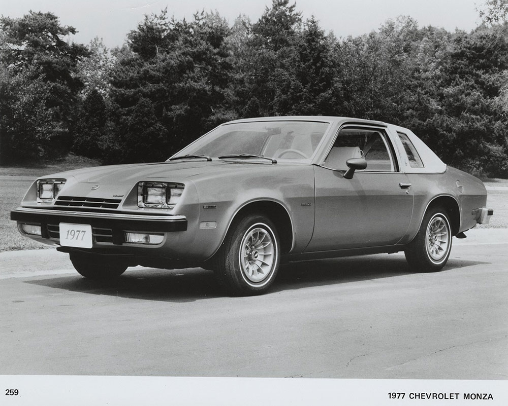 Chevrolet - 1977 - Monza 2+2 Towne Coupe