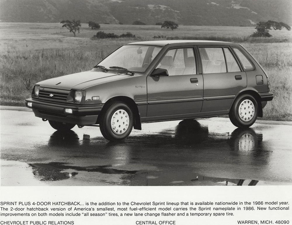 Chevrolet - 1986 - Sprint Plus 4-door hatchback (Japanese import)