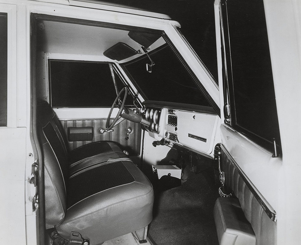 Chevrolet - 1968 - emergency vehicle, interior shot of front compartment