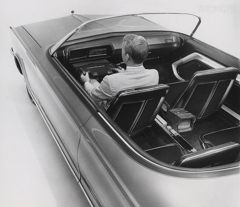 Chrysler 300-X Experimental Car