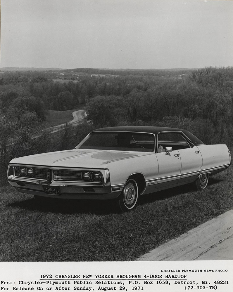 Chrysler New Yorker Brougham