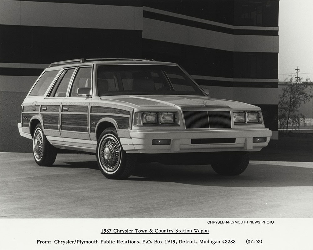 1987 Chrysler Town & Country Station Wagon