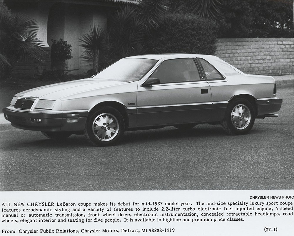 Chrysler 1987 LeBaron Coupe