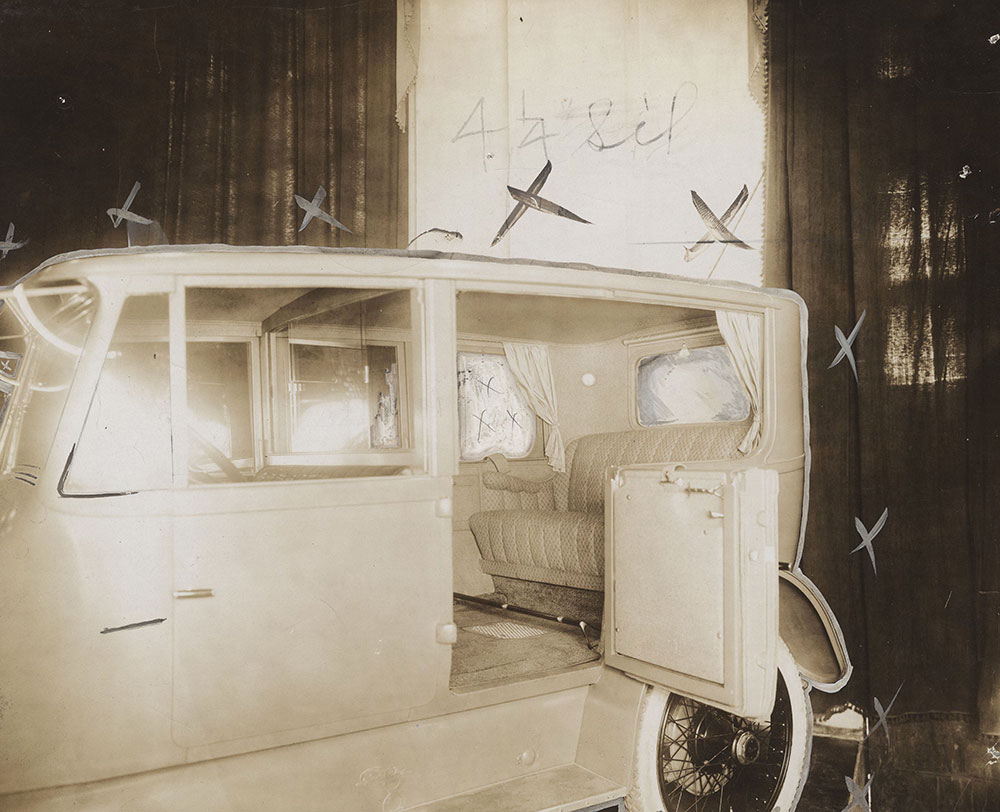 Cole Four-door sedan - 1917