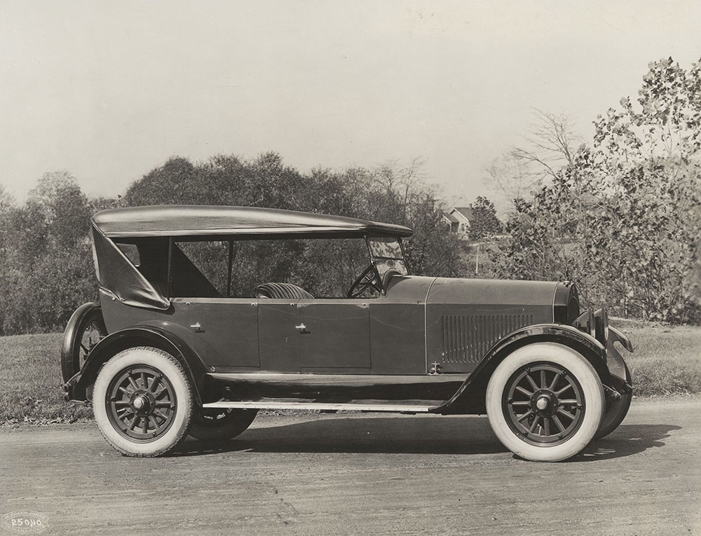Cole Aero-Eight model 872 Four-passenger Sportster - 1921