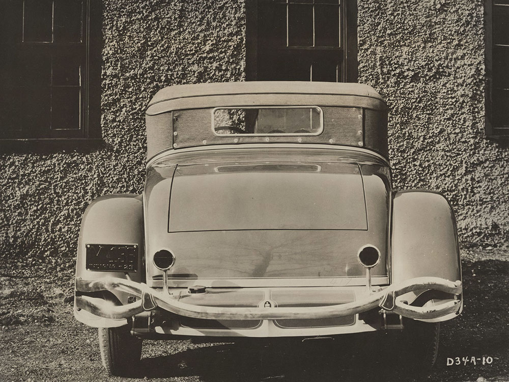 Rear view of cord front drive Cabriolet- 1929