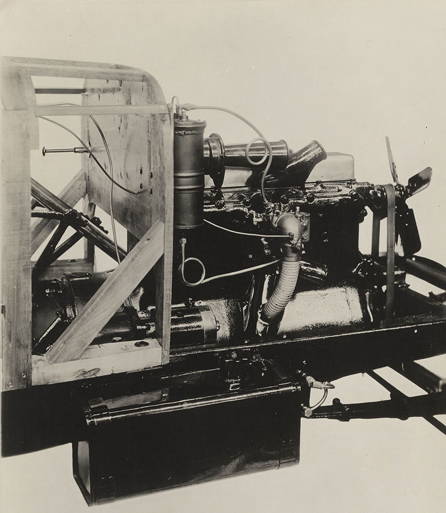 Courier - 1923 engine installation