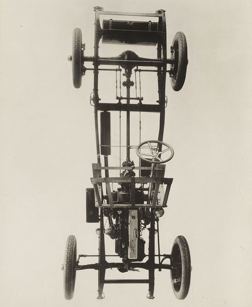 Courier - 1923 chassis, overhead view
