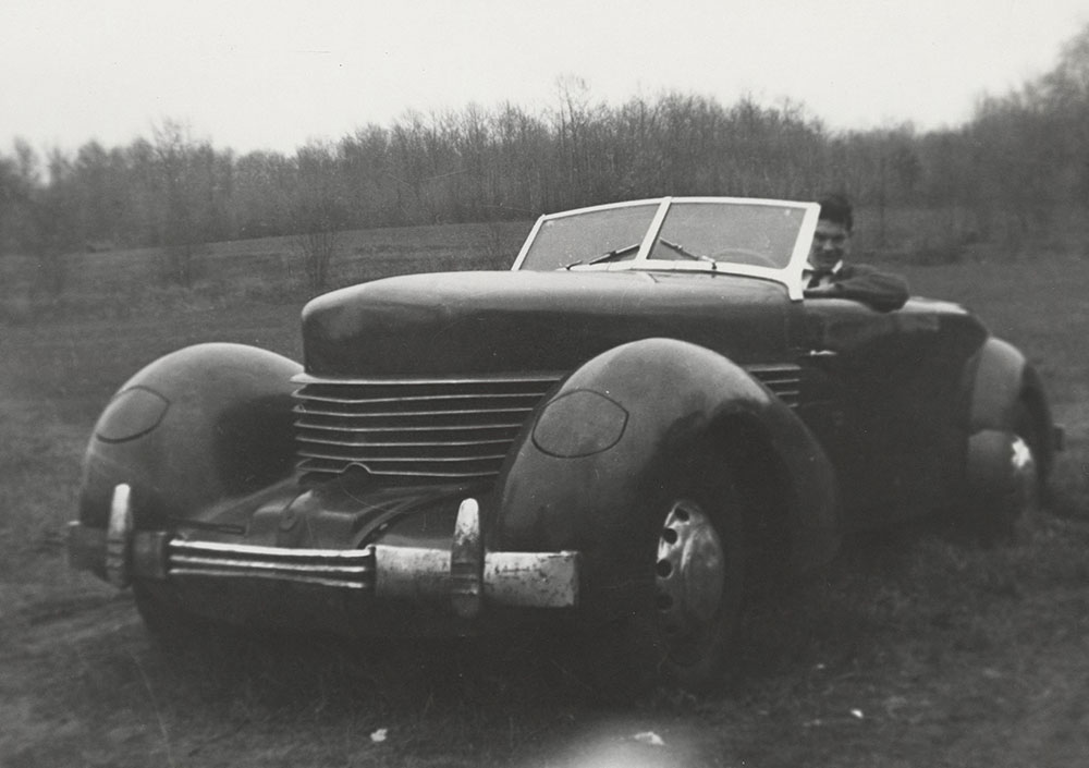 1936 Cord 810.