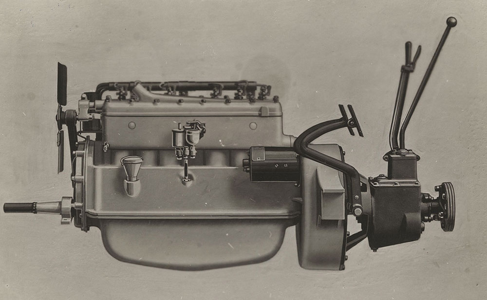 Crow- Elkhart- 1920 6 cyl. motor, carburetor side