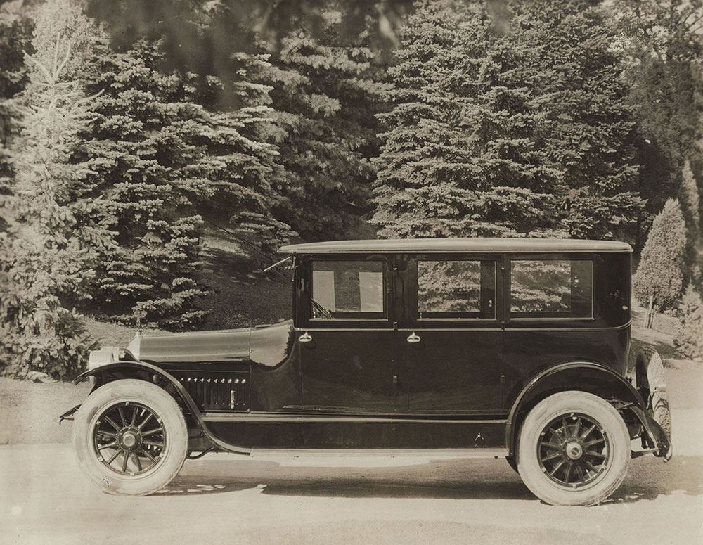 The Cunningham Car, Style No. 114, Model V4, 1922.