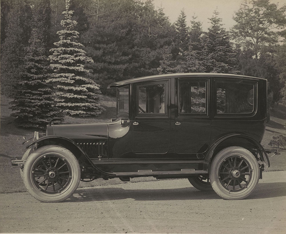 The Cunningham Car, Style No. 980, Model R, 1914. Limousine