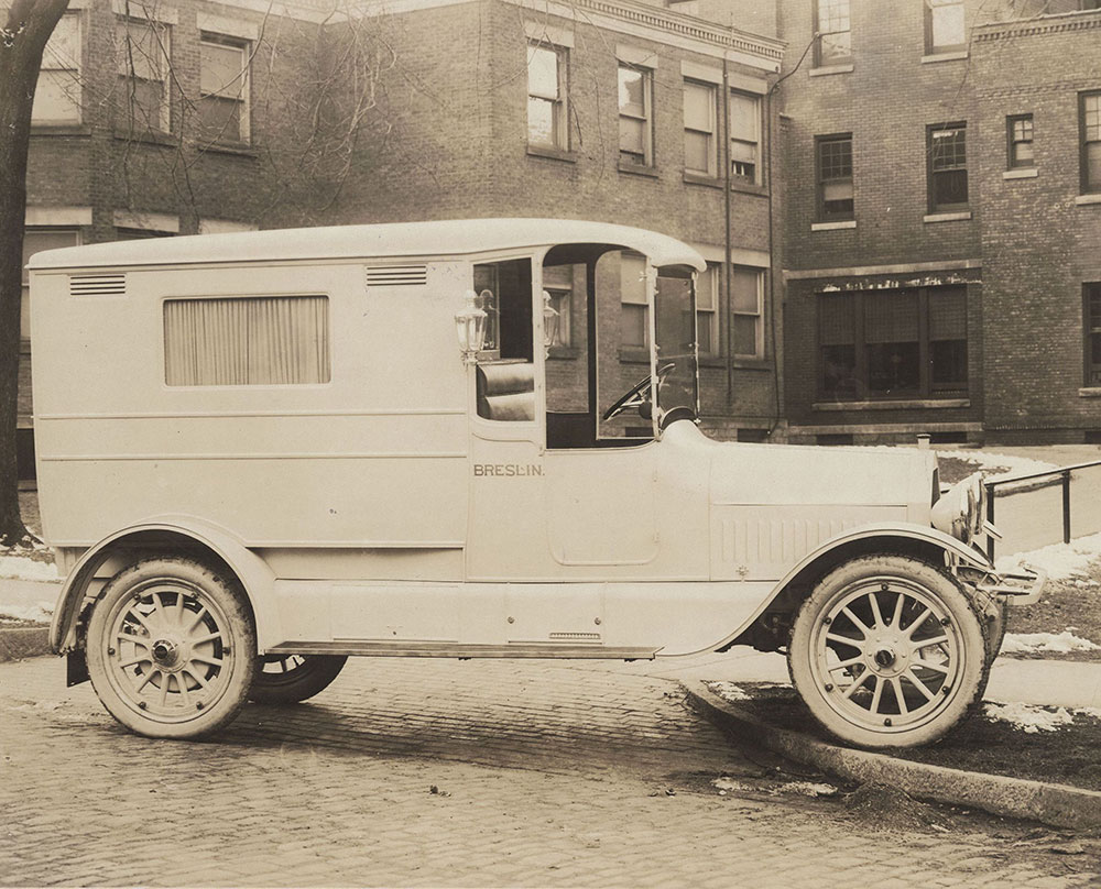 The Cunningham Car, Style No. 1006, Model R, 1914.