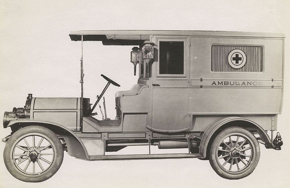 The Cunningham Car, Style No. 774, Model H, 1909. Ambulance