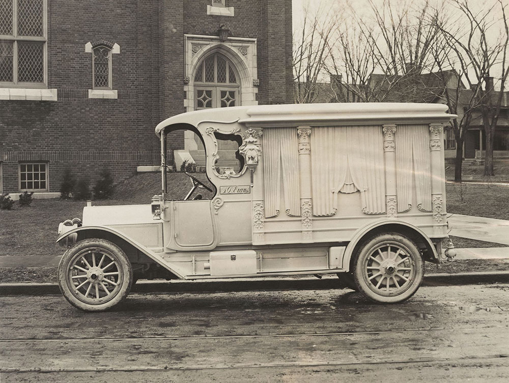 The Cunningham Car, Style No. 920, Model J, 1912. Hearse