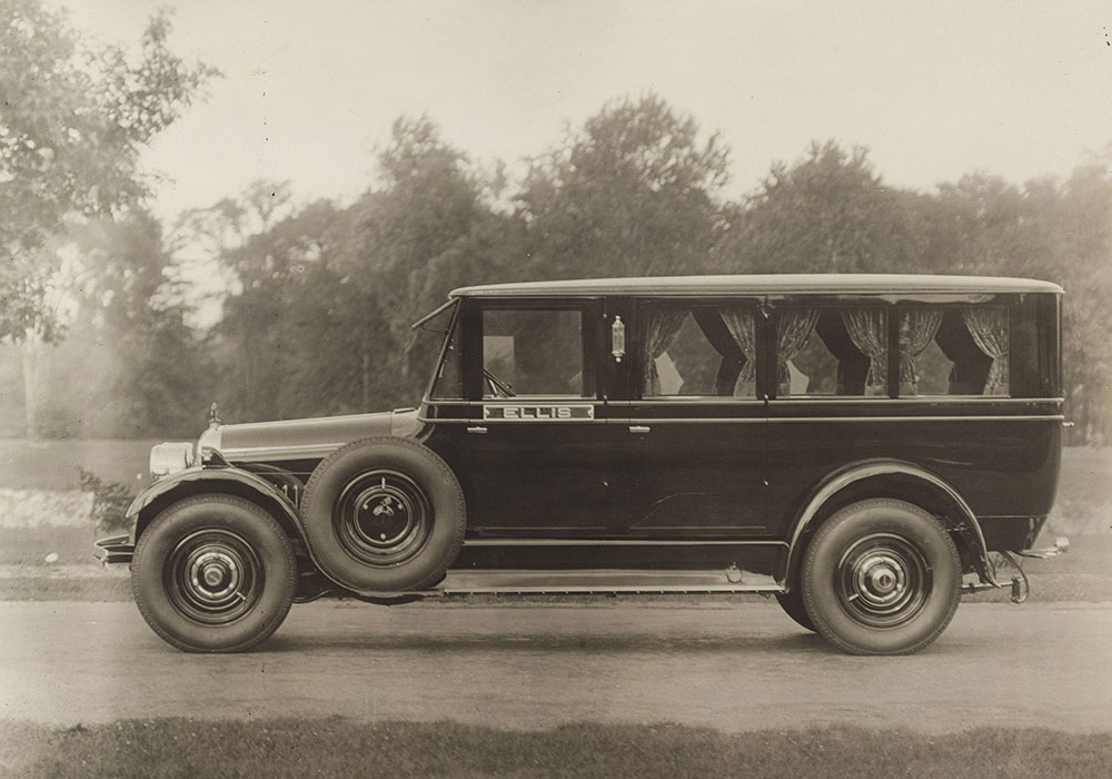 The Cunningham Car, Style No. 154 A, Model V-4, 1924. Funeral limousine