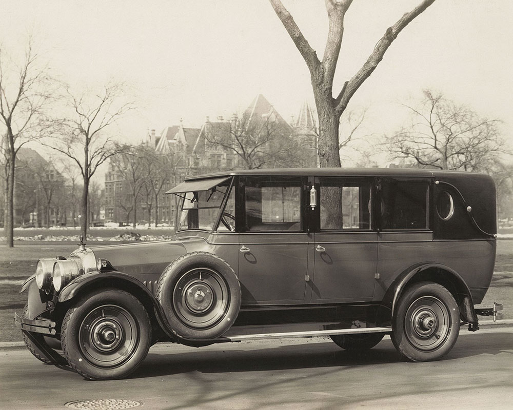 The Cunningham Car, Style No. 181 A, Model V-5, 1925. Style 181-A Landau Limousine Hearse.