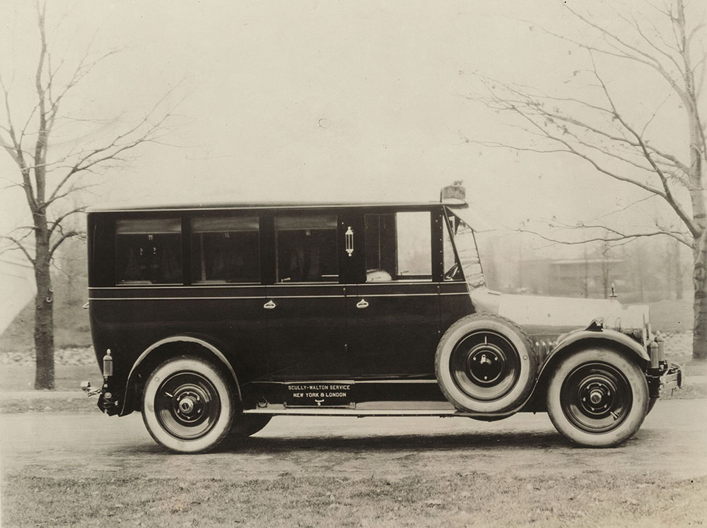 The Cunningham Car, Style No. 135 A, Model V-5, 1923. Hearse