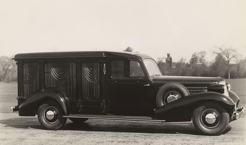 The Cunningham Car, Style No. 360 A, carved wood hearse on Cadillac Chassis, 1935.