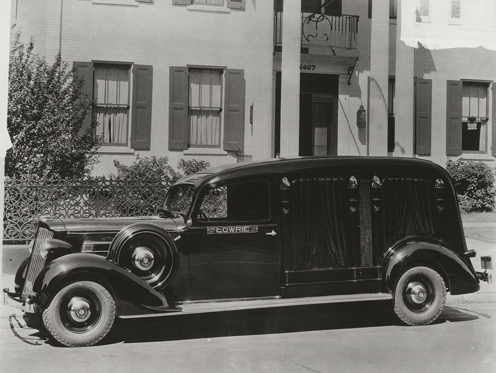 Cunningham, 366 A carved wood hearse built on Packard 120 Chassis, 1935.