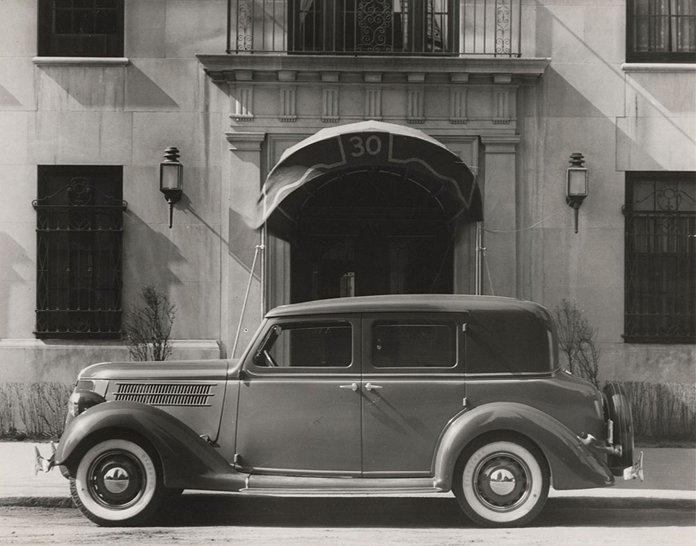 The Cunningham Car, Style No. 384, Limousine mounted on 1936 Ford V-8 Chassis.