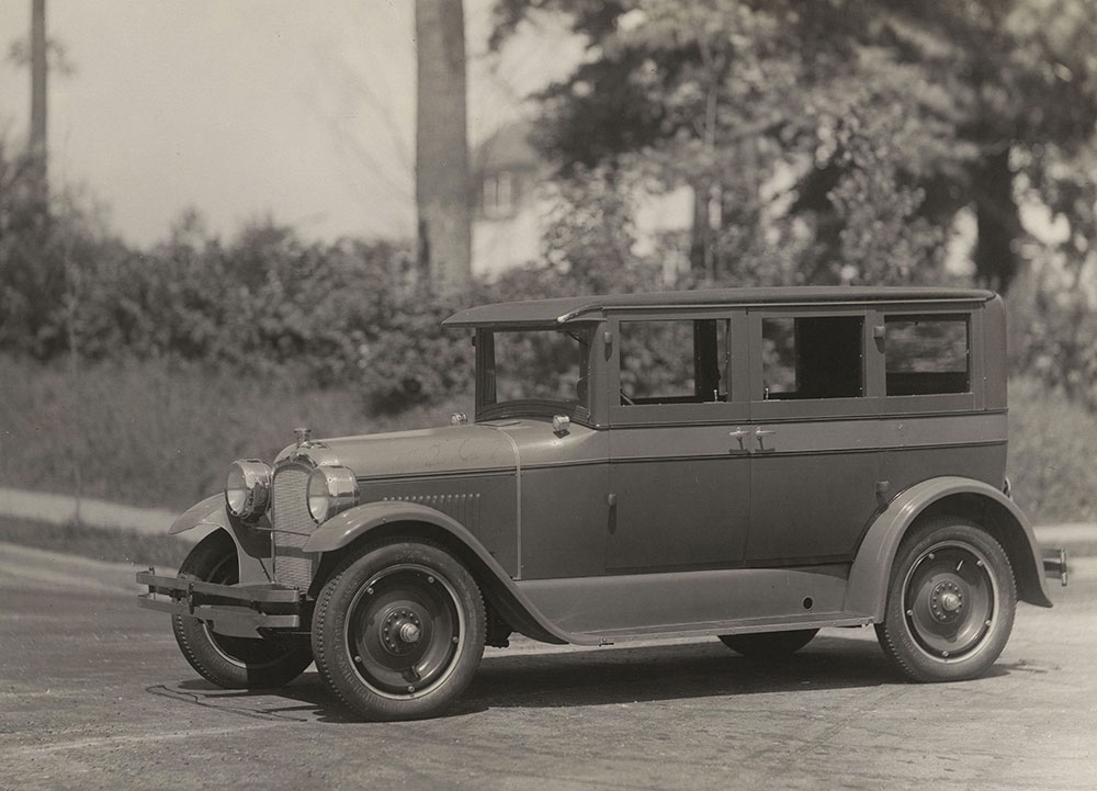 Davis 4-Door Sedan- 1927.