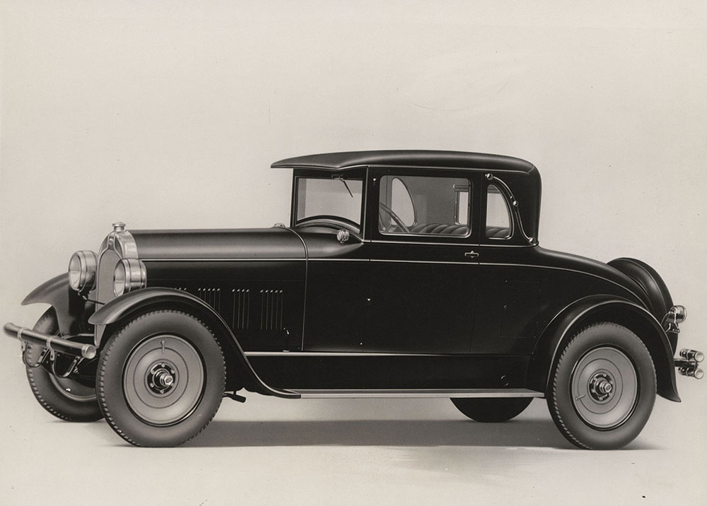 Davis Eight Model 93 Coupe- 1927.