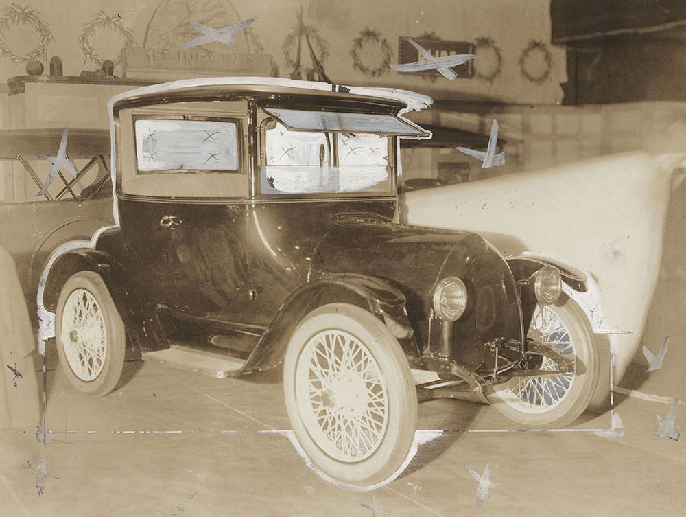 Detroit Electric semi-open coupe, 1917.