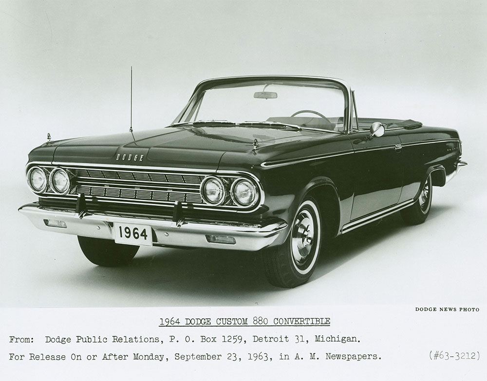 Dodge Custom 880 convertible - 1964