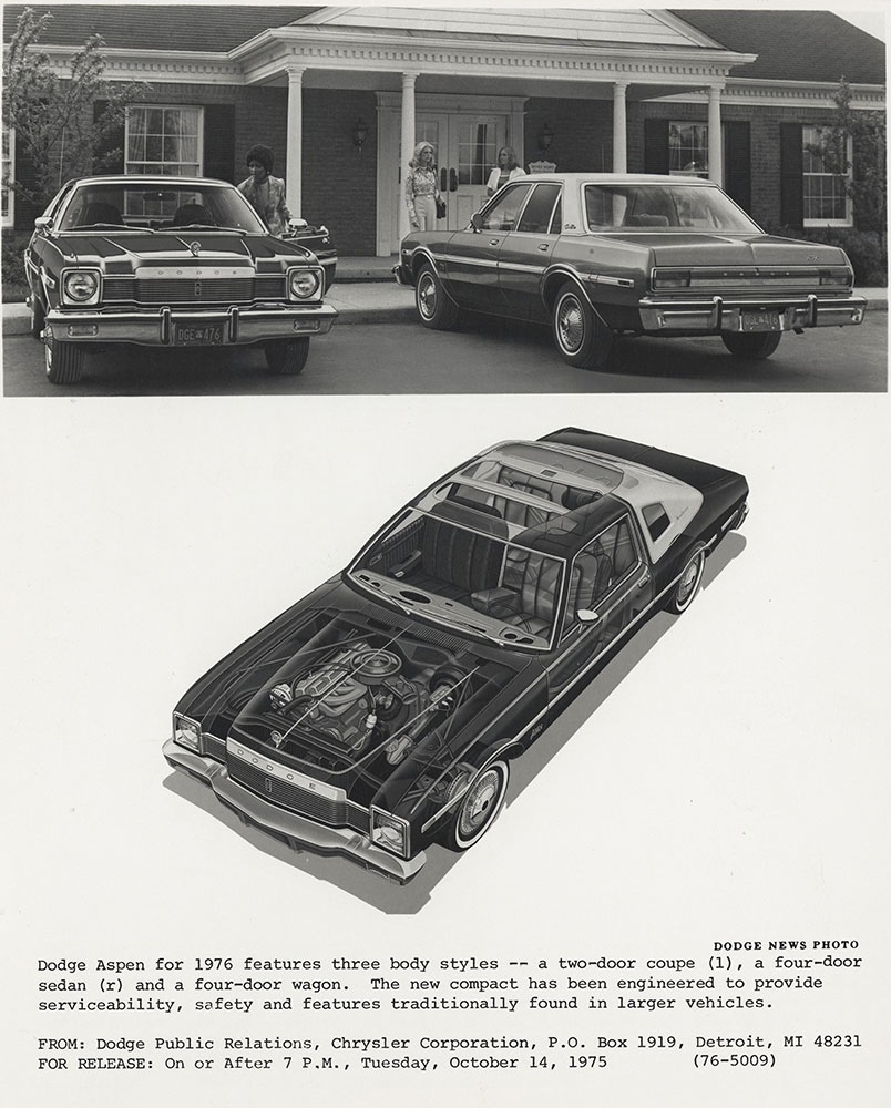 Dodge Aspen 1976, two-door coupe (left) and four-door sedan (right)