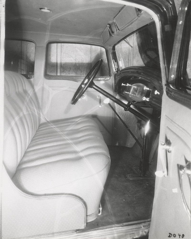 Dodge 1933 Eight Model DO Interior