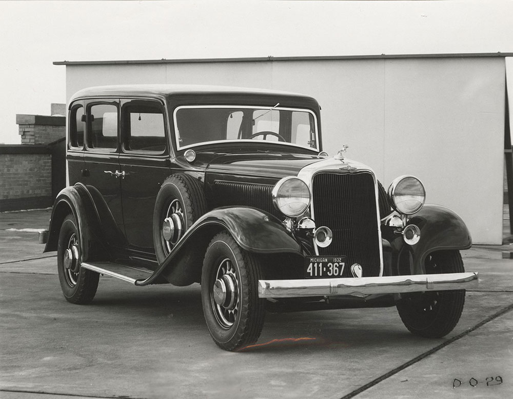 Dodge 1933 Model DO Sedan