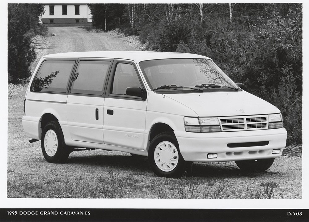 Dodge 1995 Grand Caravan ES