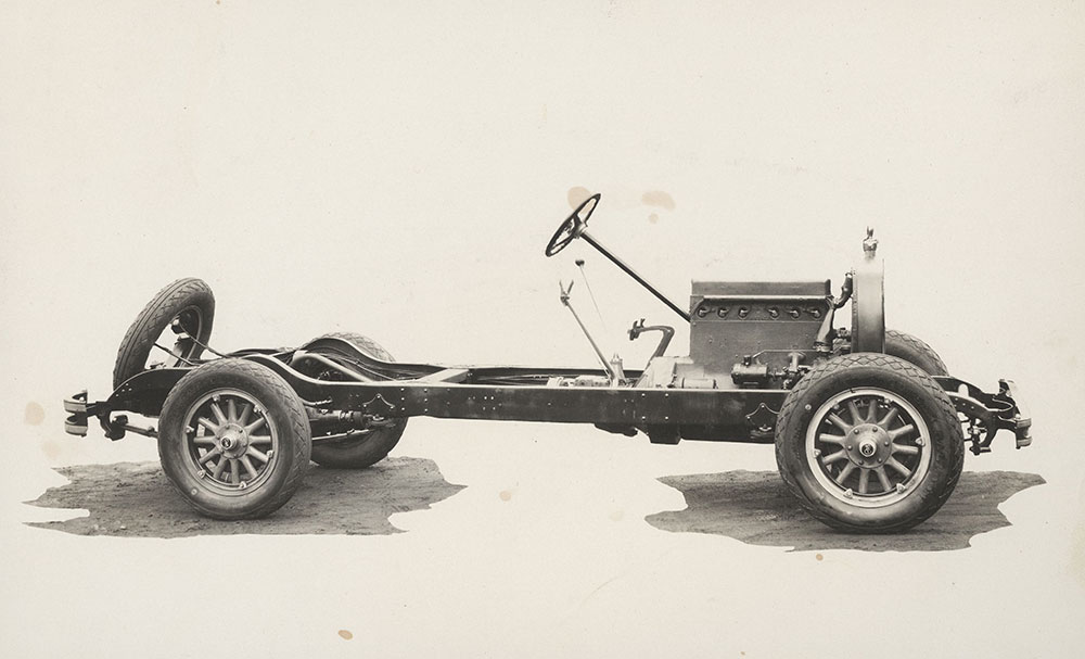 DuPont Model E chassis 1927