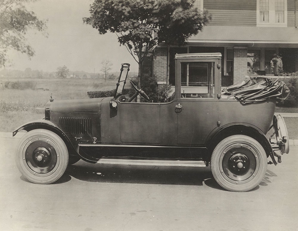 Elcar Landaulet Taxi 1923
