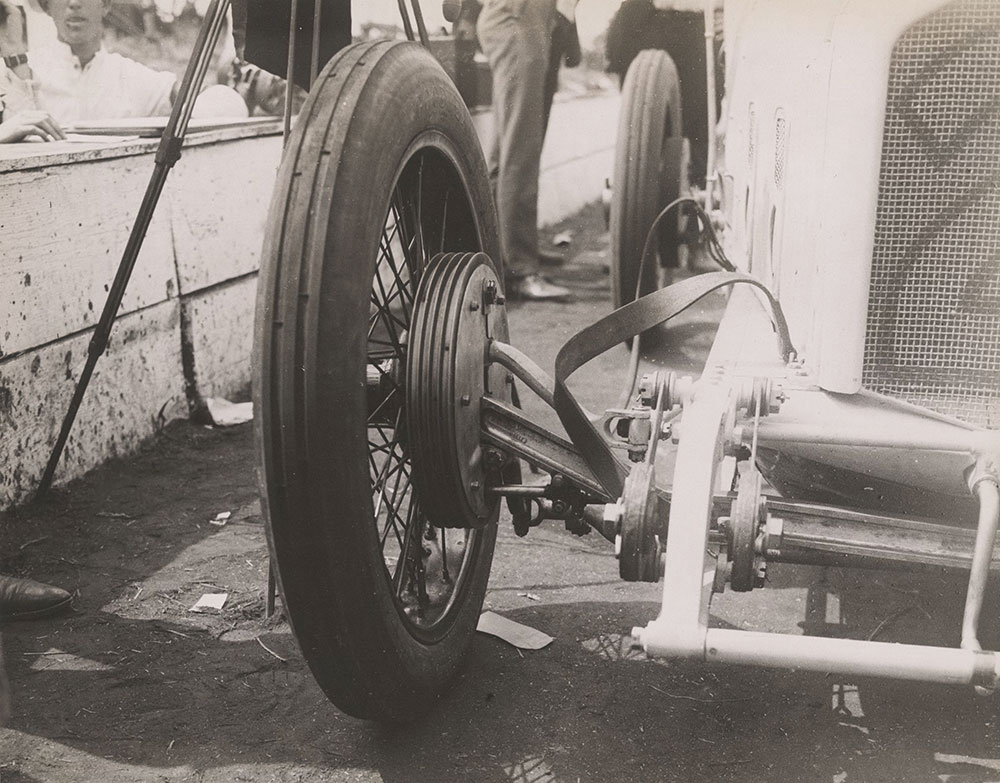 Elgin 1920, Front Brake on  De Palma's racing car